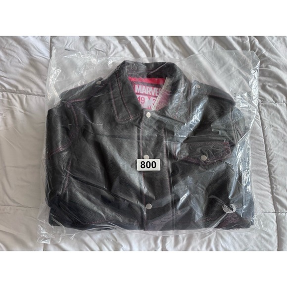 NEW W/TAG Disney Parks Marvel 1939 Black Red Authentic Leather Jacket XS $399 - Picture 6 of 6
